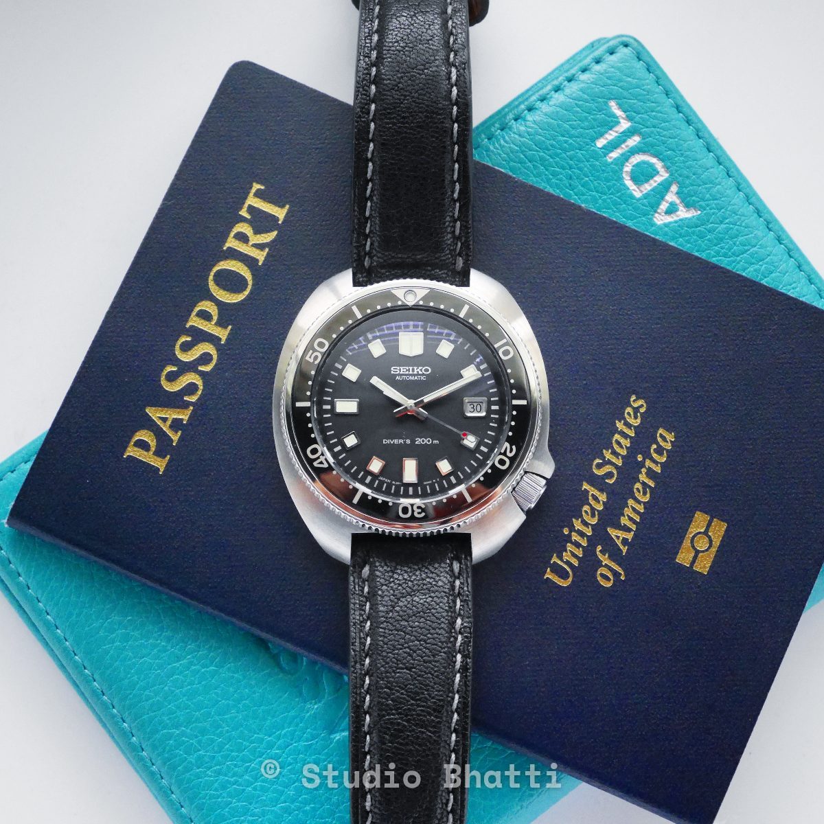 Watch, jewelry and product photography by Studio Bhatti